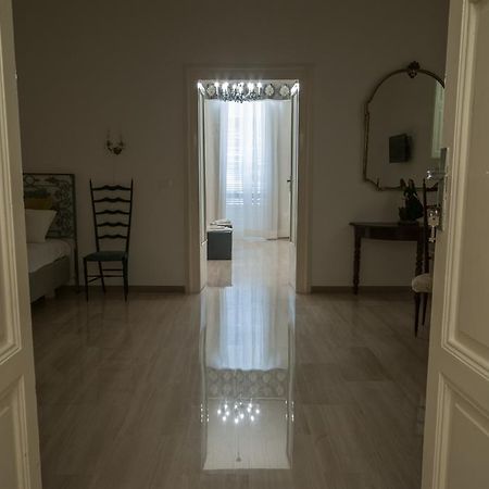 Suite San Giorgio Трани Экстерьер фото