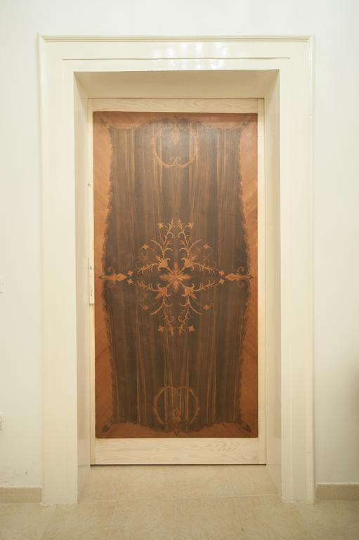 Suite San Giorgio Трани Экстерьер фото