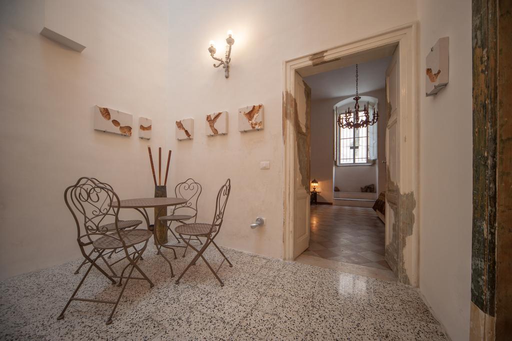 Suite San Giorgio Трани Экстерьер фото