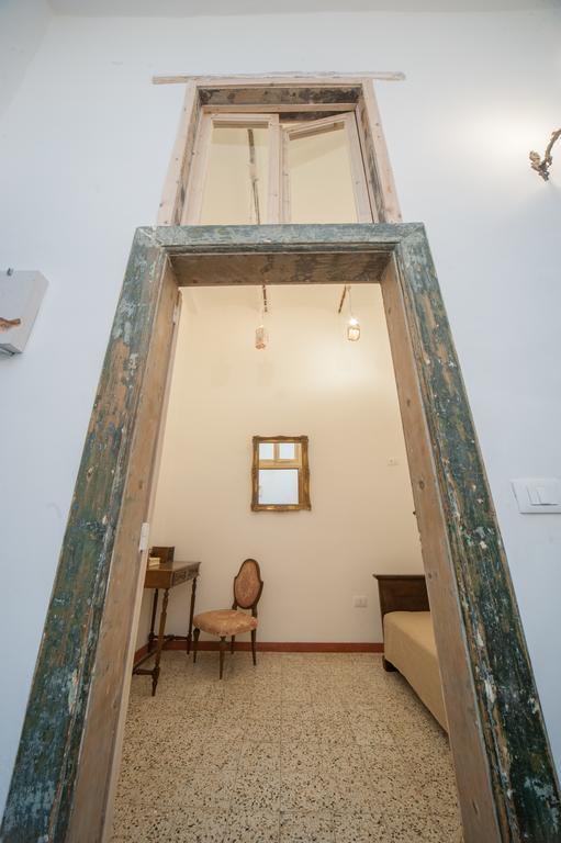 Suite San Giorgio Трани Экстерьер фото
